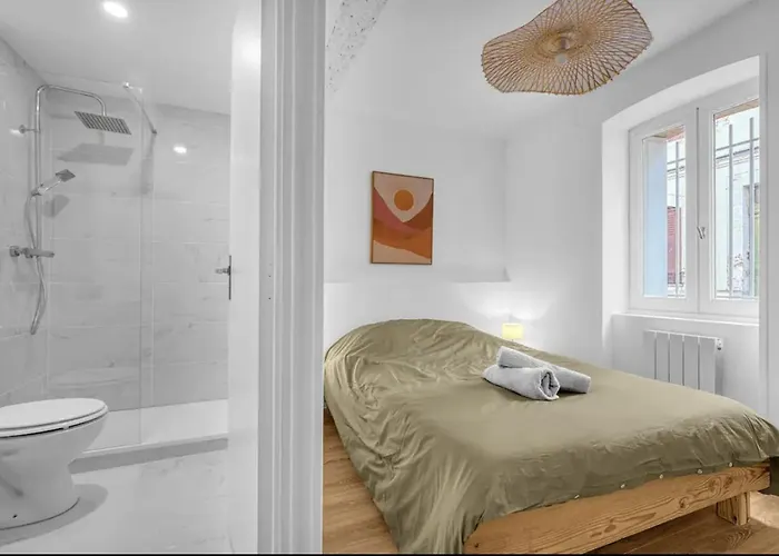 Grand Deux Pieces - Proche Metro - Terrasse *